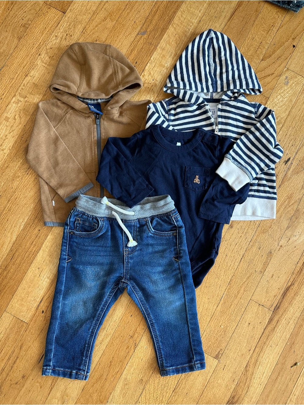 Baby Gap 6-12M Fall Capsule Bundle Hoodies Jeans 4 Pieces